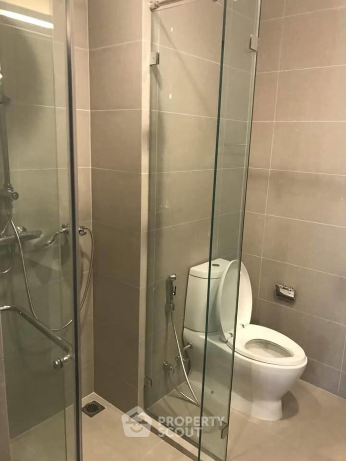 รูป คอนโด 1 ห้องนอน ห่าง BTS เพลินจิต 100 ม. Noble Ploenchit (ID 3346978) - รูปที่ 9/10