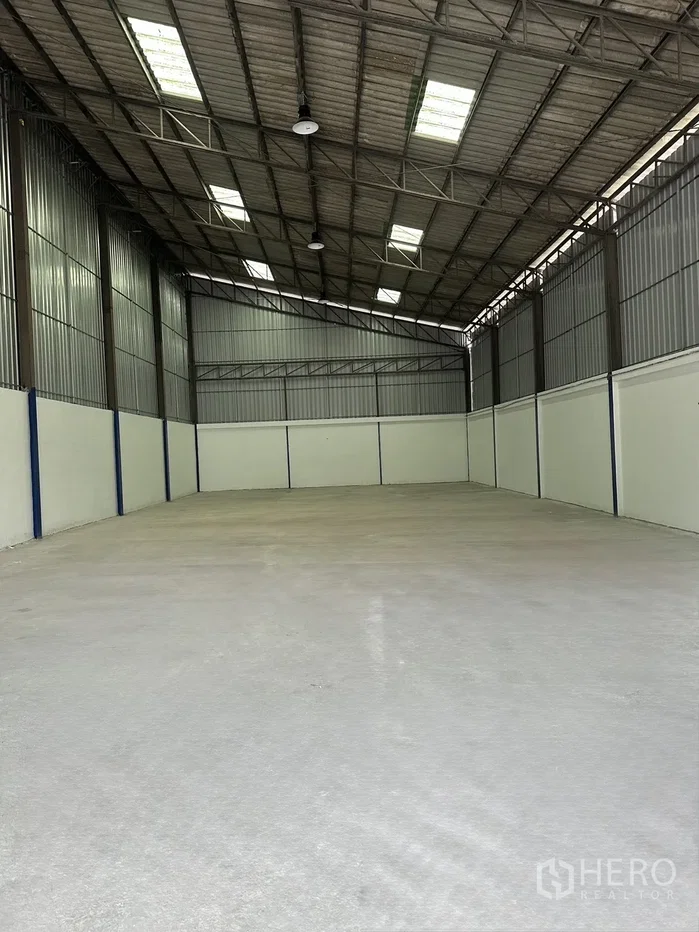 picture For rent Warehouse 360 sq.m. in Mueang Samut Prakan, Samut Prakan - 3/5
