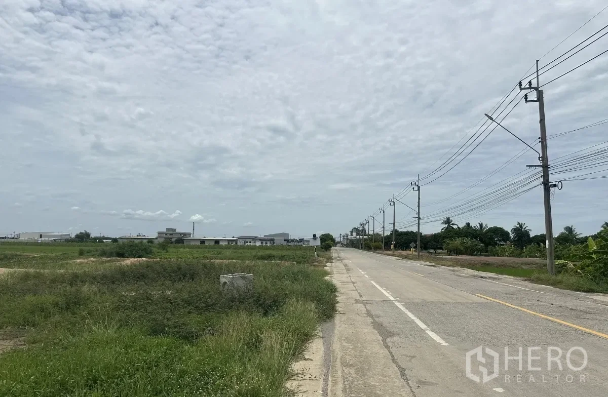 picture Land 3207 sq.w. in Sai Yai, Sai Noi, Nonthaburi - 2/3