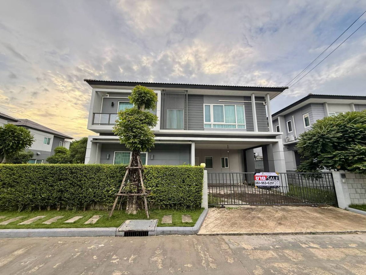 ขายบ้านเดี่ยว 2 ชั้น Centro Bangna-Wongwaen บ้านหลังริม 61.5 ตร.ว. 4 ห้องนอน 4 ห้องน้ำ พร้อมเฟอร์นิเจอร์ ย่านบางนา-ประเวศ