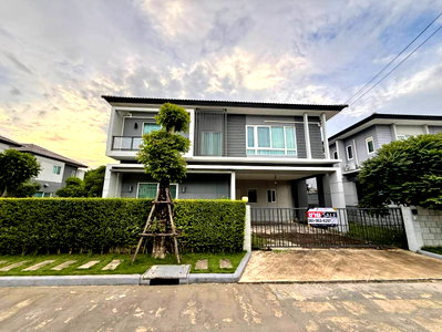 บ้านเดี่ยว วิทยาลัยดุสิตธานี : ขายบ้านเดี่ยว 2 ชั้น Centro Bangna-Wongwaen บ้านหลังริม 61.5 ตร.ว. 4 ห้องนอน 4 ห้องน้ำ พร้อมเฟอร์นิเจอร์ ย่านบางนา-ประเวศ