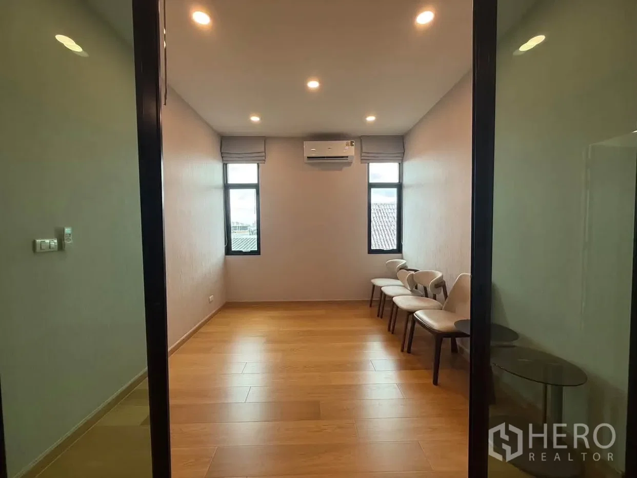 รูป ให้เช่า บ้านเดี่ยว 4 ห้องนอน The Master Sukhumvit - Onnut (เดอะ มาสเตอร์ สุขุมวิท-อ่อนนุช) สวนหลวง สวนหลวง กรุงเทพมหานคร BTS อ่อนนุช - รูปที่ 29/44