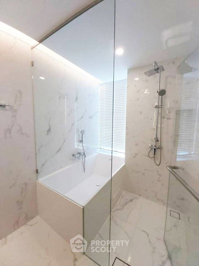 picture 100m To MRT Queen Sirikit | 2-BR Siamese Exclusive Queens (Wyndham Residence) (ID 3347032) - 5/8