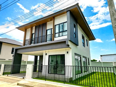 เช่าบ้านเดี่ยว เชียงใหม่ : ให้เช่าบ้านใหม่ | โซนสันทราย เชียงใหม่ บ้านใหม่ พร้อมอยู่ | พื้นที่ใช้สอยประมาณ 177 ตร.ม. | มีทั้งบ้านชั้นเดียวและ 2 ชั้น