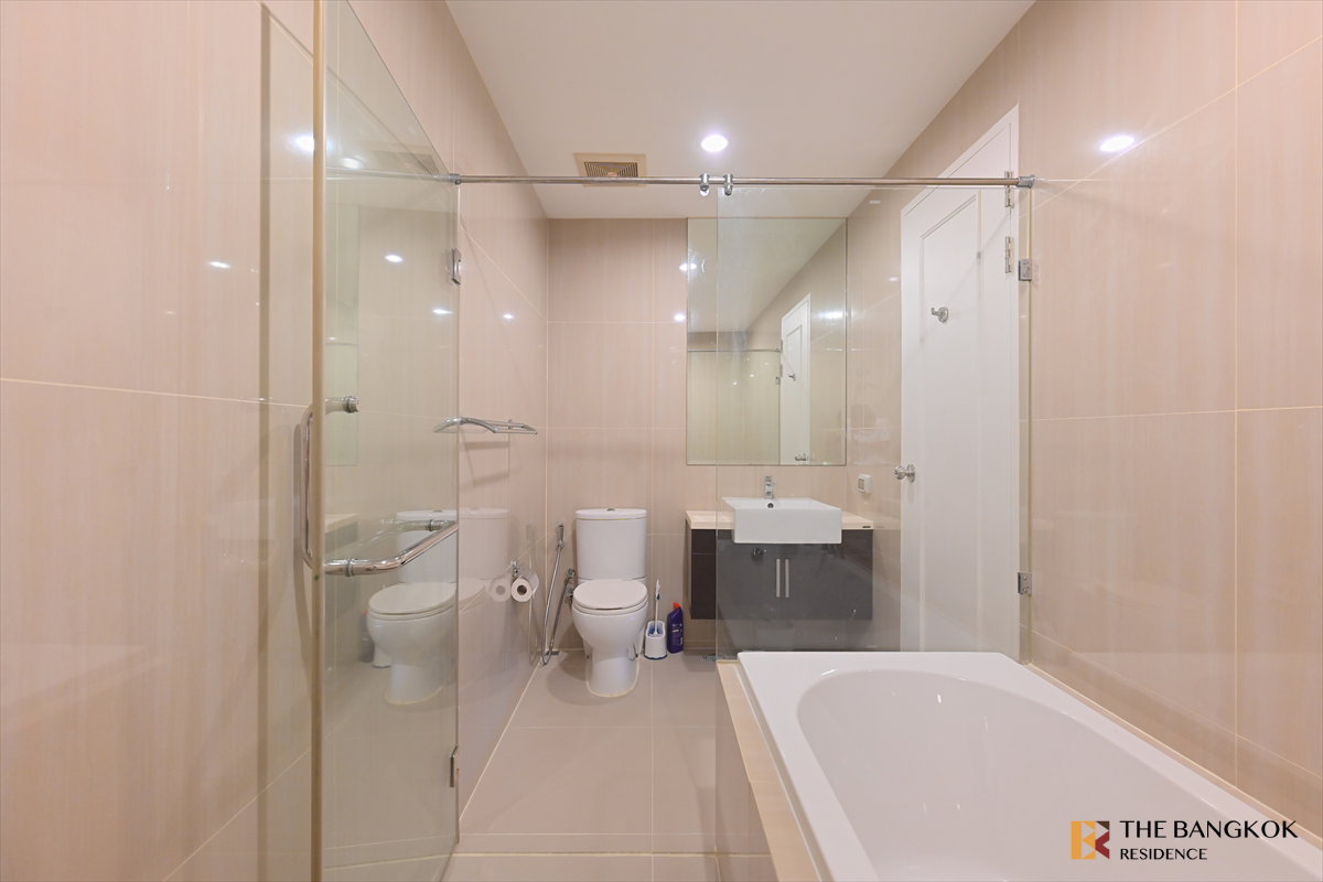 รูป 🔥 Rare Item! 💎 Villa Asoke Duplex 2BR 110.23 sq.m. 12.5MB ✨ Brand New! พร้อมวิวด้านหลังที่หาได้ยาก 🌆 ใกล้ MRT เพชรบุรี - รูปที่ 11/13