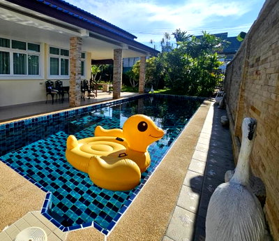 บ้านเดี่ยว ชลบุรี : ขายบ้านเดี่ยวพร้อมสระว่ายน้ำส่วนตัว (Pool Villa) ตรงข้ามปราสาทสัจธรรม บนทำเลศักยภาพสูงสุดของพัทยาเหนือ ย่านนาเกลือ-วงศ์อมาตย์ 