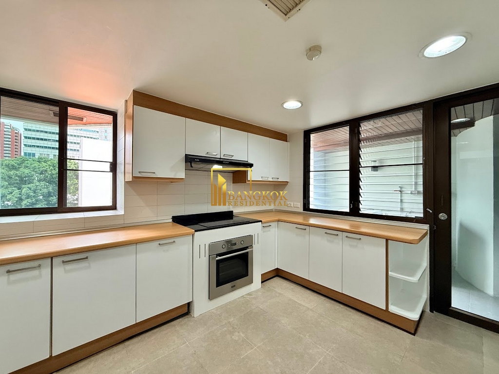 รูป Expansive 2 Bedroom Apartment For Rent in Chit Lom For Rent - BR20633AP - รูปที่ 9/39