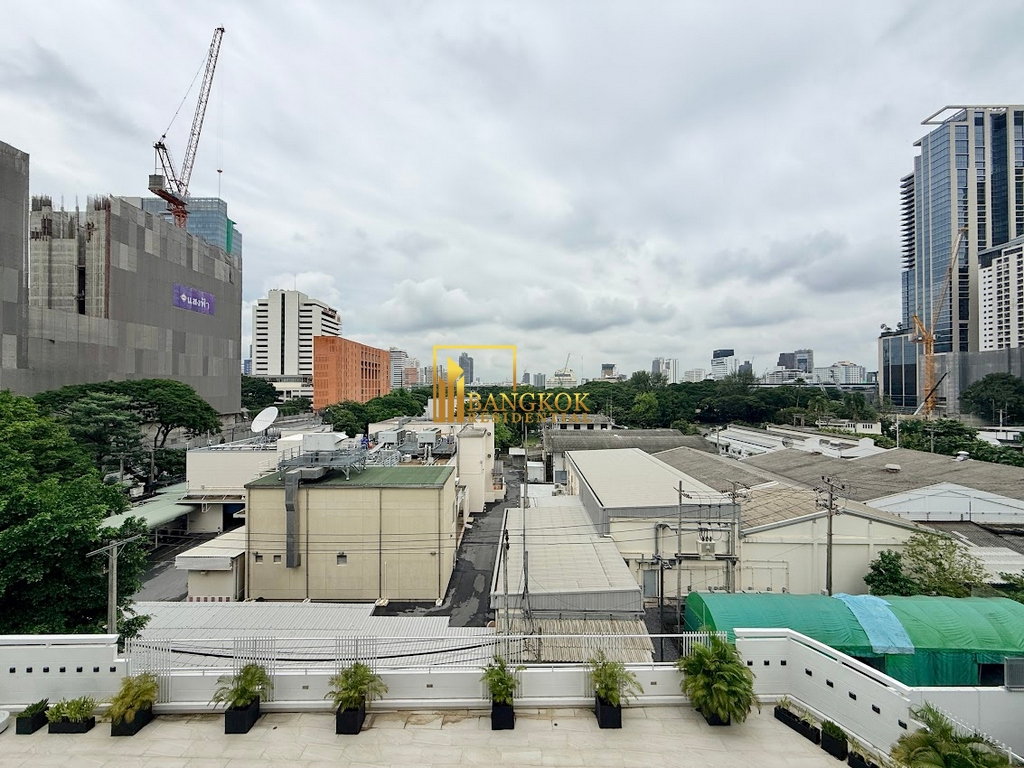 รูป Expansive 2 Bedroom Apartment For Rent in Chit Lom For Rent - BR20633AP - รูปที่ 8/39