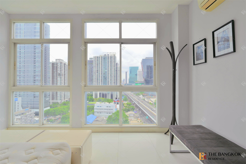 Room available, great price PG Rama 9 Condominium near MRT Rama 9 Station