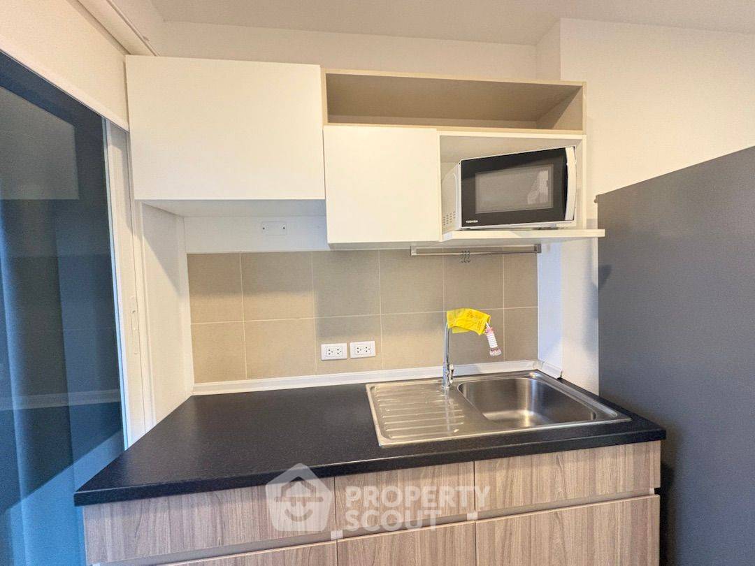 picture 23rd-Floor 1-BR Condo At Supalai Veranda Ramkhamhaeng (ID 925372) - 9/14