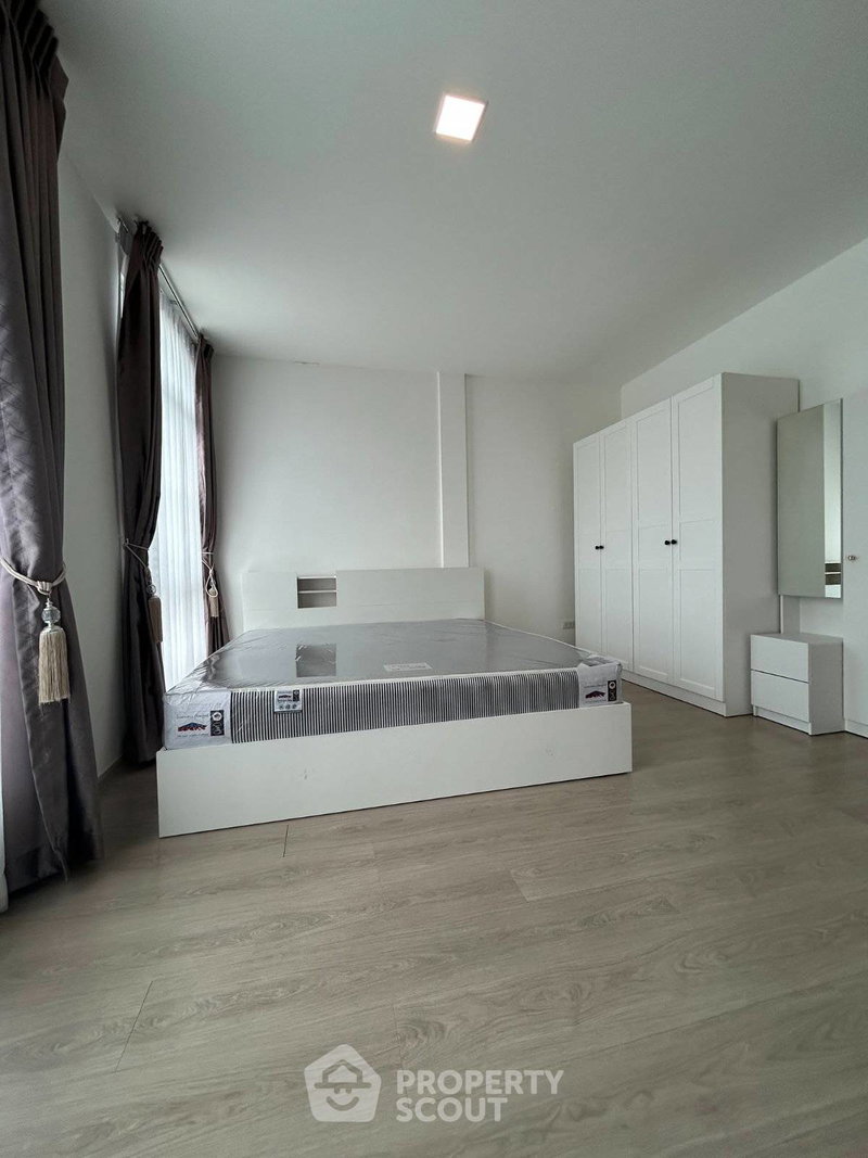 ขายทาวน์โฮม : ทาวน์เฮาส์ 2 ห้องนอน ขนาด 356 ตร.ม. Indy 2 Bangna-Ramkhamhaeng 2 (ID 3338023)