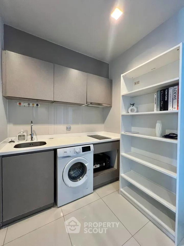 picture 1-BR Condo at Life Asoke - Rama 9 near MRT Phra Ram 9 (ID 3347770) - 7/11