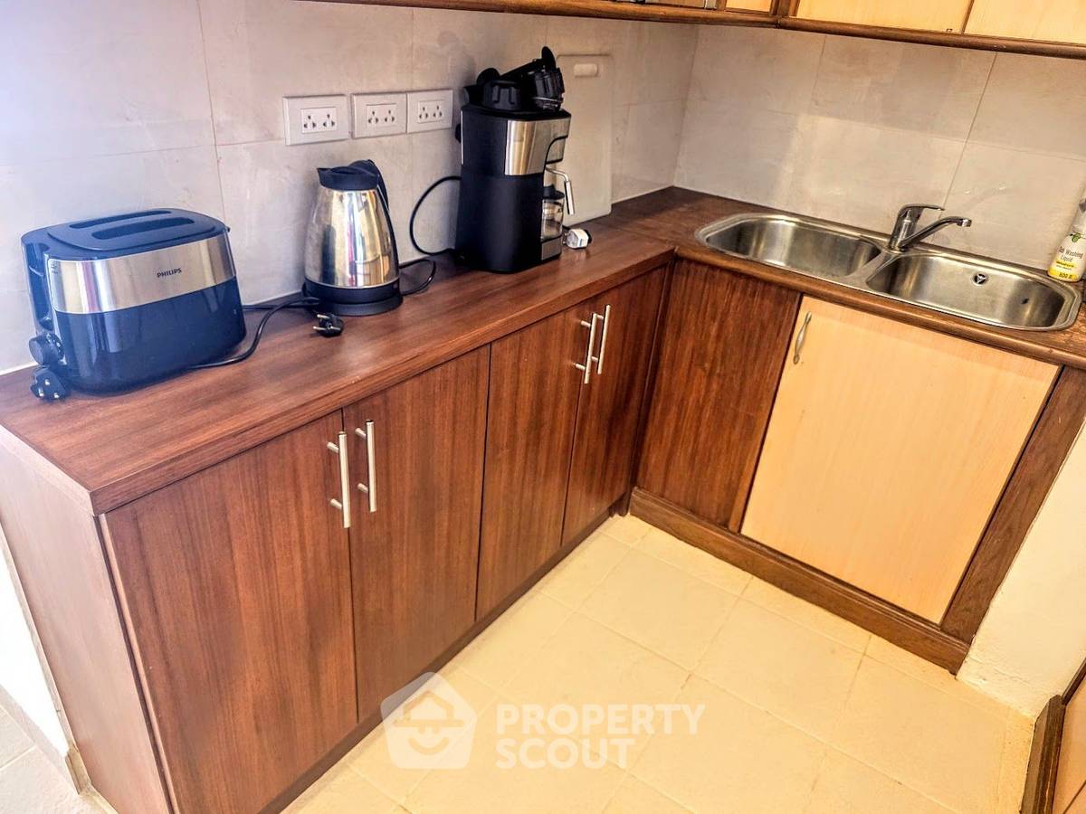 picture Studio Condo at Sunshine Beach Condotel close to Pattaya (ID 1824268) - 28/45