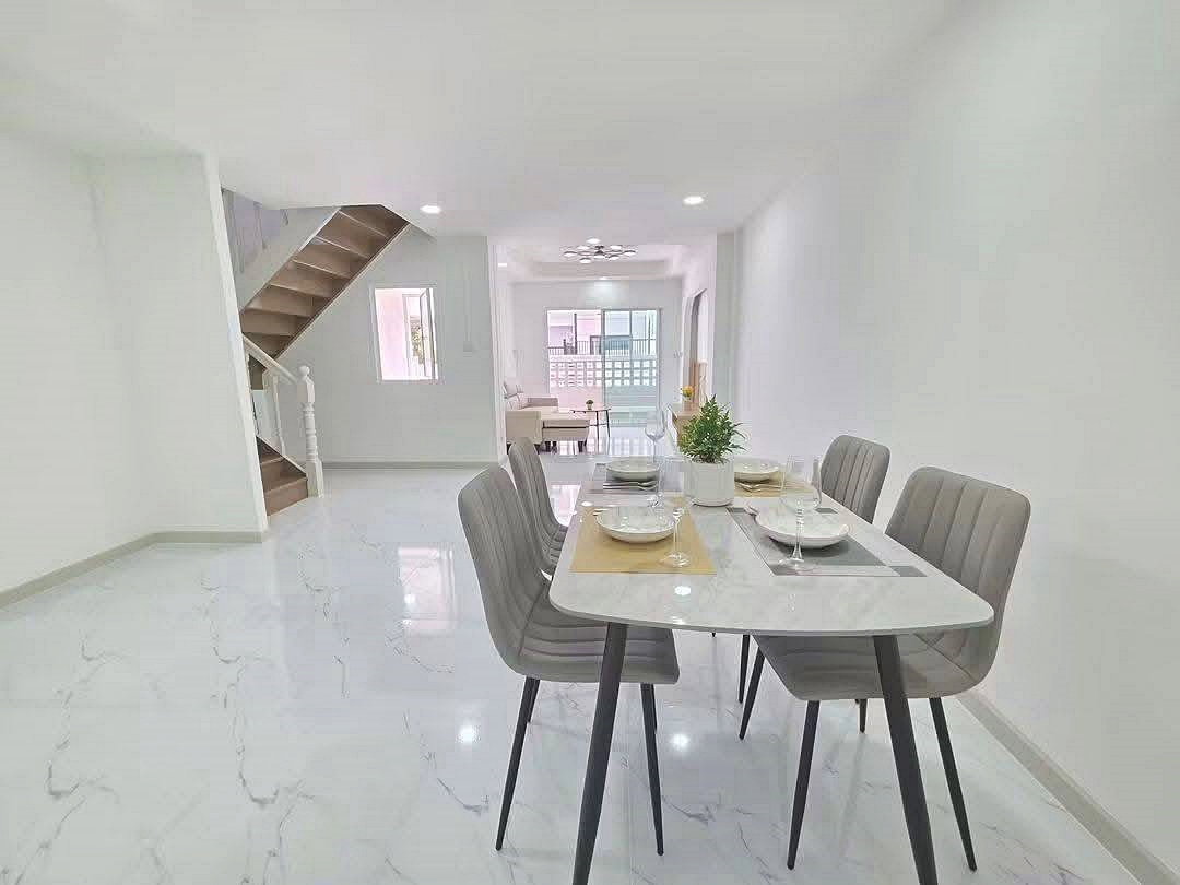 รูป DEE.  บ้านสวย  หน้ากว้าง 6 เมตร  #หมู่บ้านบัวทอง 4  ถนนบ้านกล้วย – ไทรน้อย  บางบัวทอง  รีโนเวทใหม่  ใกล้เซ็นทรัล เวสเกต - รูปที่ 10/20