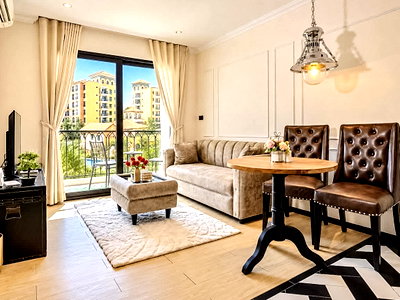 ขายคอนโด : 1 Bed Condo for Sale Venetian Signature Condo Resort Pool View
