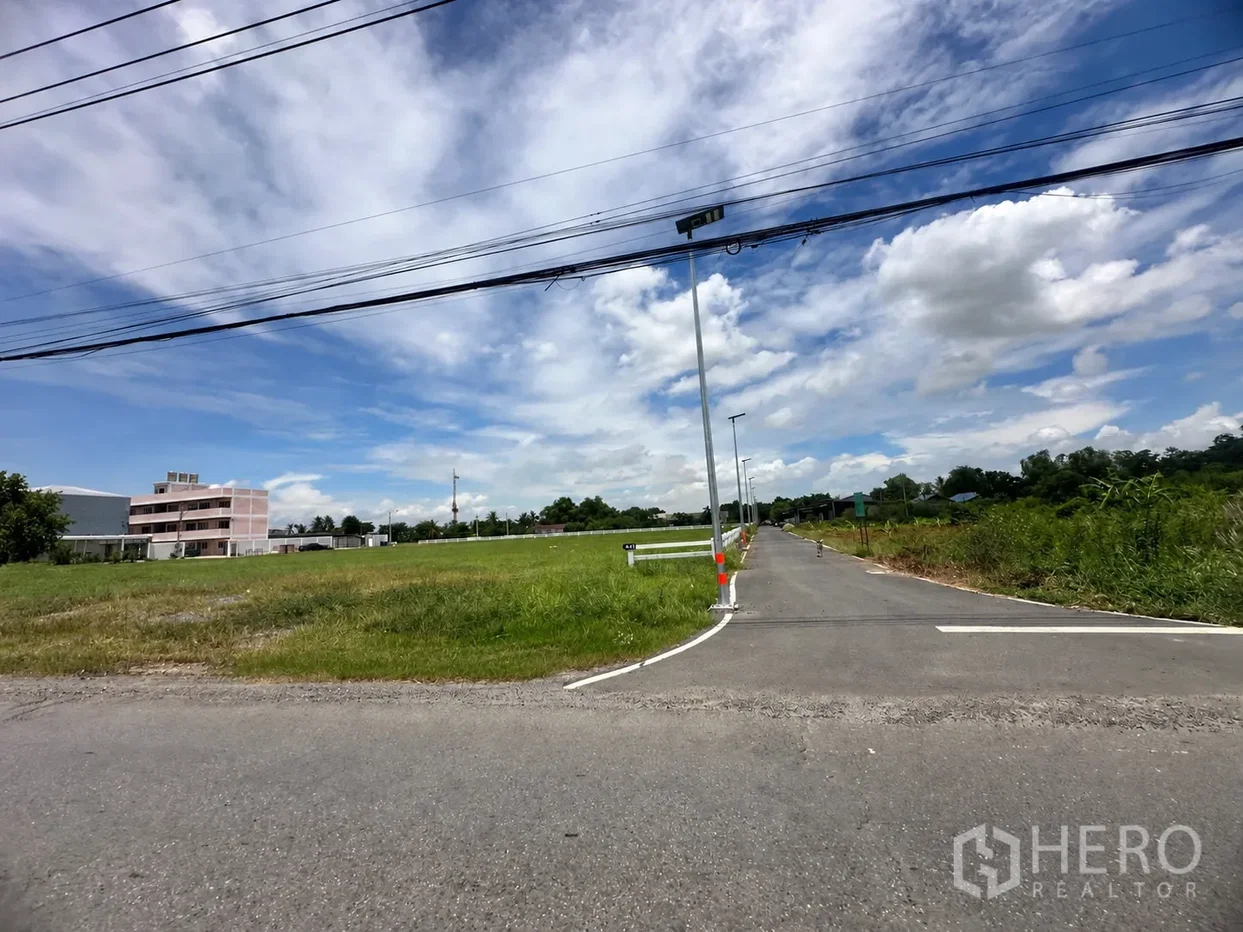 picture Land 600 sq.w. in Lam Luk Ka, Lam Luk Ka, Pathum Thani - 1/3