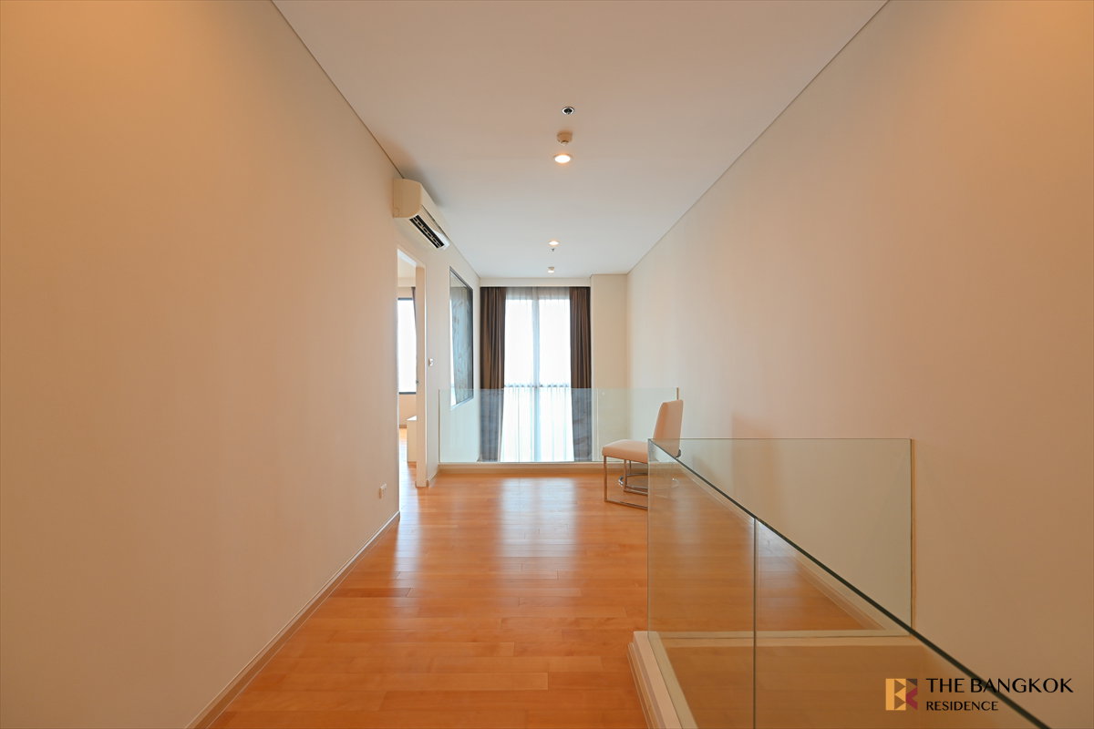 รูป 🔥 Rare Item! 💎 Villa Asoke Duplex 2BR 110.23 sq.m. 12.5MB ✨ Brand New! พร้อมวิวด้านหลังที่หาได้ยาก 🌆 ใกล้ MRT เพชรบุรี - รูปที่ 10/13