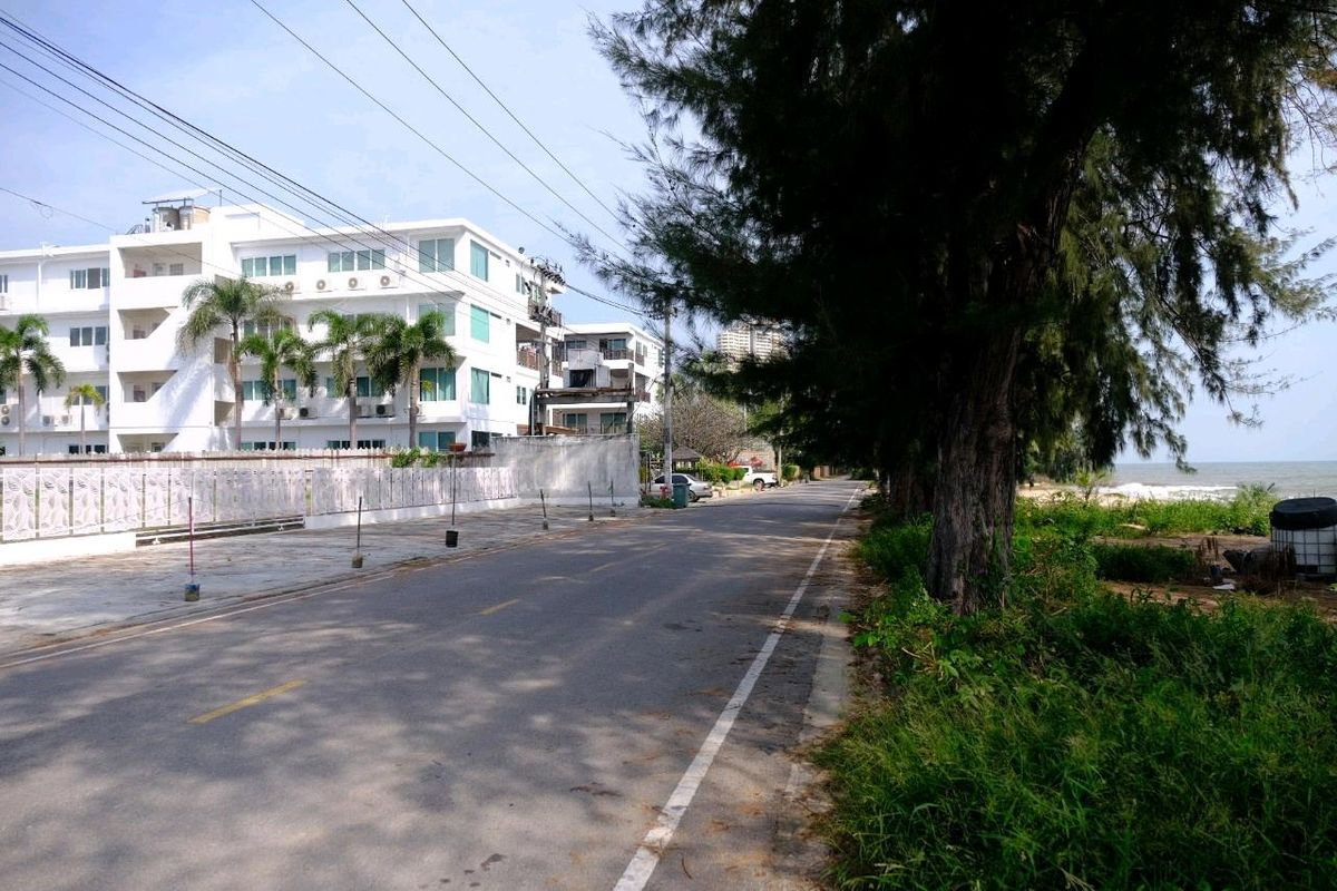รูป ขายที่ดินติดทะเล 2-0-2 ไร่ ติดทะเล ชะอำ - รูปที่ 5/6