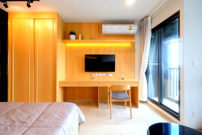 Condos for rent : MN007572 | 1Bed | 1Bath | BTS Phloen Chit | 29sqm | THB 20,000/mo | Fl.23 — Life One Wireless Bangkok