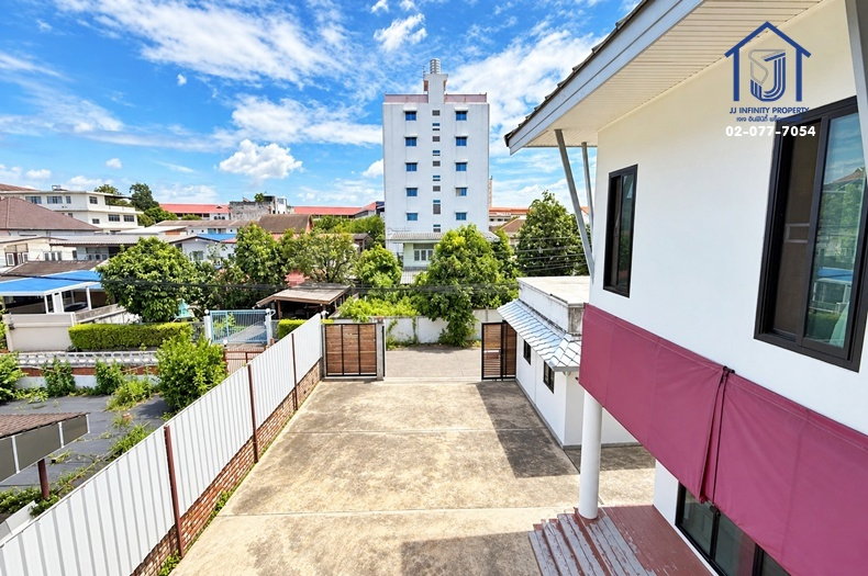 รูป ขายบ้านเดี่ยว 2 ชั้น หมู่บ้านปัฐวิกรณ์ 96 ตร.วา  ซอยนวมินทร์ 70 แยก3-8 ใกล้ทางด่วนและรถไฟฟ้า - รูปที่ 17/17