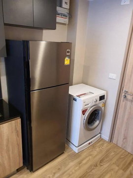 MN023739 | 2 ห้องนอน | 2 ห้องน้ำ | BTS Saphan Taksin | 62 ตร.ม. | 31,000 บาท/เดือน | ชั้น 3 — Blossom Condo @ Sathorn-Charoenrat กรุงเทพฯ