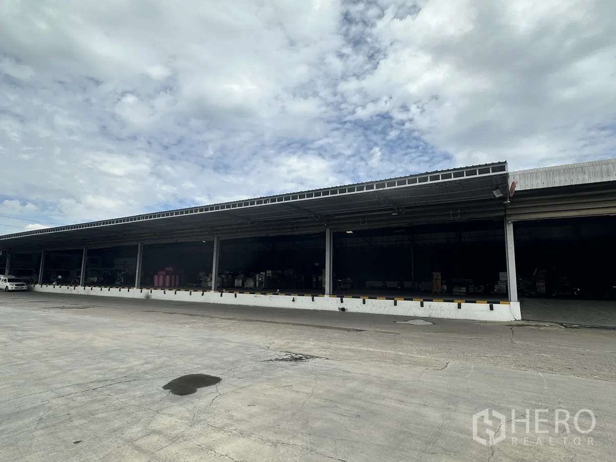 picture For rent Factory 1000 sq.m. in Lat Krabang, Bangkok - 2/9