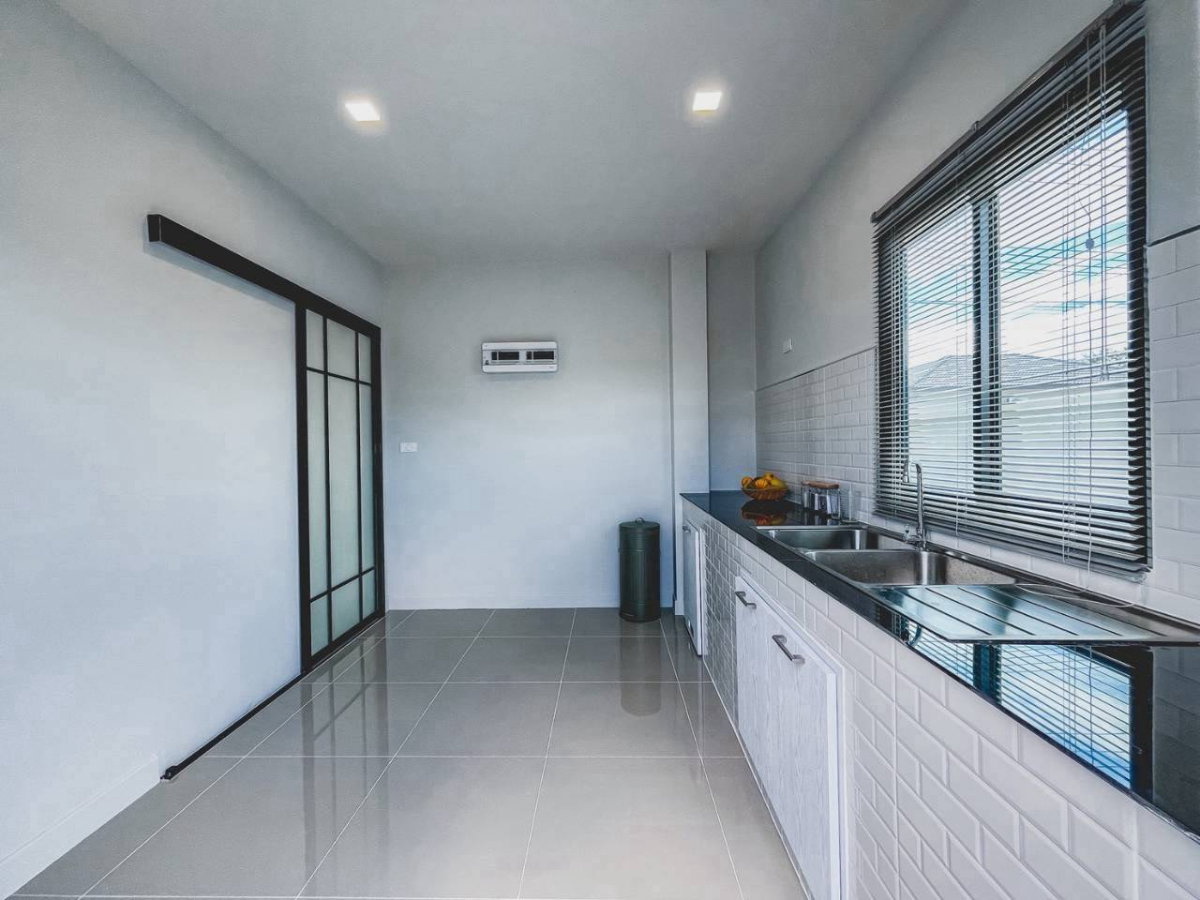 รูป ให้เช่าบ้านใหม่ | โซนสันทราย เชียงใหม่ บ้านใหม่ พร้อมอยู่ | พื้นที่ใช้สอยประมาณ 177 ตร.ม. | มีทั้งบ้านชั้นเดียวและ 2 ชั้น - รูปที่ 14/20