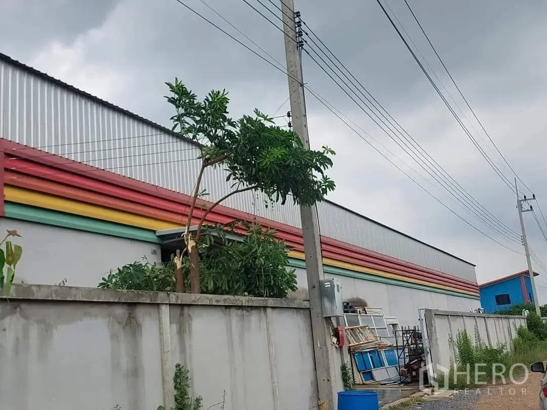 picture For sale Warehouse 1400 sq.m. in Bueng Thonglang, Lam Luk Ka, Pathum Thani - 3/4