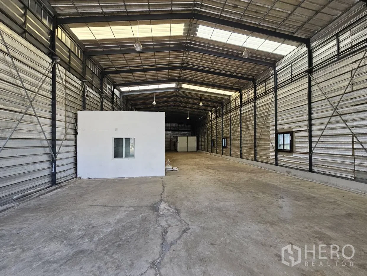 รูป ให้เช่า โกดัง 360 ตรม บางพลี สมุทรปราการ - รูปที่ 4/7