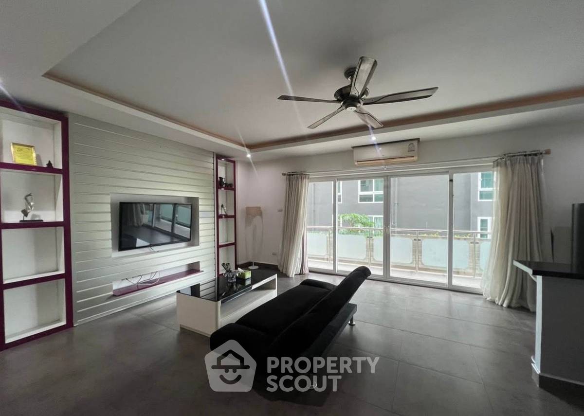 รูป คอนโด 1 ห้องนอน ขนาด 65 ตร.ม. Tudor Court พระตำหนัก ขาย (ID 3347831) - รูปที่ 1/19