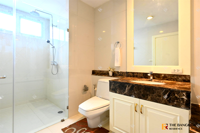 Condos for rent : Piyathip Place Ultimate Luxury Lifestyle with Convenience
