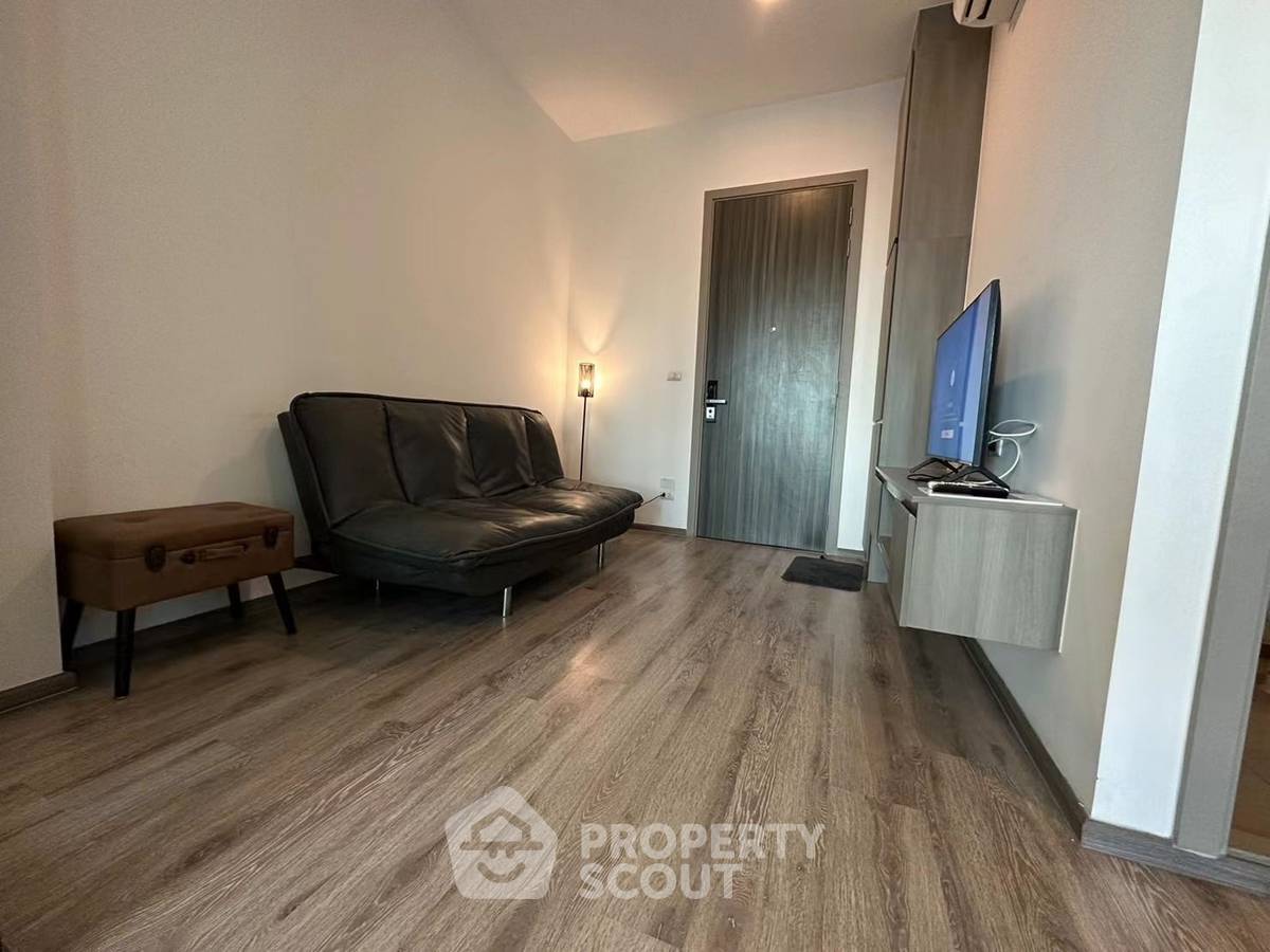 picture Great Value 1-BR Knightsbridge Prime Onnut, 32nd Floor BTS On Nut (ID 2832925) - 6/47