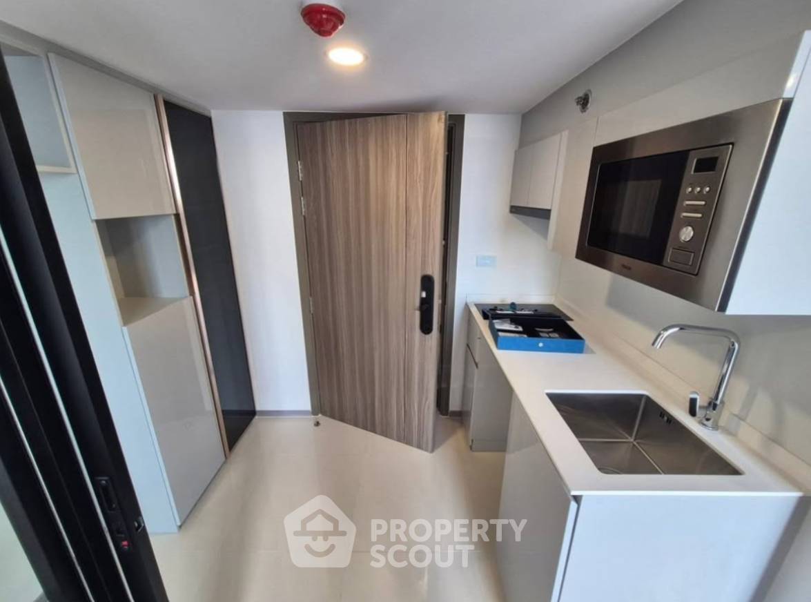 picture 19th-Floor 1-BR KnightsBridge Space Sukhumvit-Rama4 Near BTS Phra Khanong (ID 3347509) - 2/3