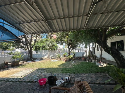 รูปภาพ MN019510 | 3Bed | 2Bath | BTS Udom Suk | 380sqm | THB 30,000/mo | Fl.1 — Green Ville Condo Sukhumvit 101 Bangkok