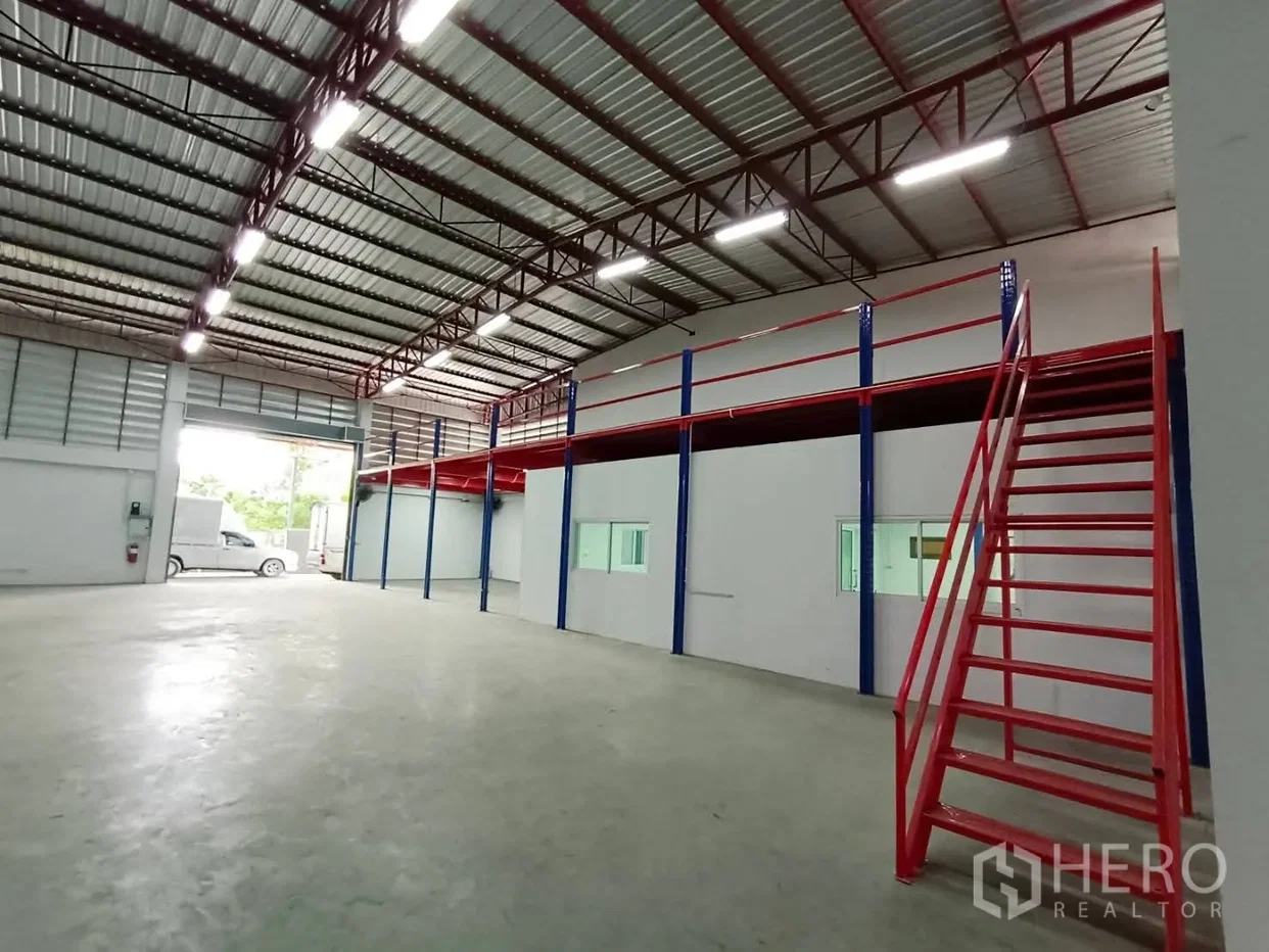 picture For rent Warehouse 400 sqm in Thap Yao, Lat Krabang, Bangkok - 7/9