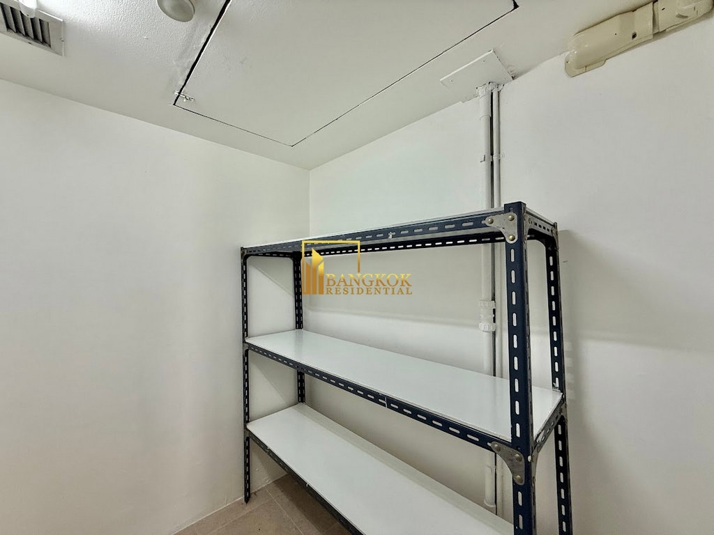 รูป Expansive 2 Bedroom Apartment For Rent in Chit Lom For Rent - BR20633AP - รูปที่ 24/39