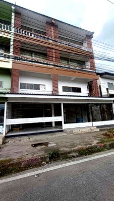 เช่าอาคารพาณิชย์ เชียงใหม่ : POS อาคารพาณิชย์ 2 คูหาทะลุถึงกัน พื้นที่โล่ง กว้าง ใกล้กาดฝรั่ง หางดง 4 นาที ติดถนนหลักเชียงใหม่–หางดง (โทร/ไลน์ 088-5986998)