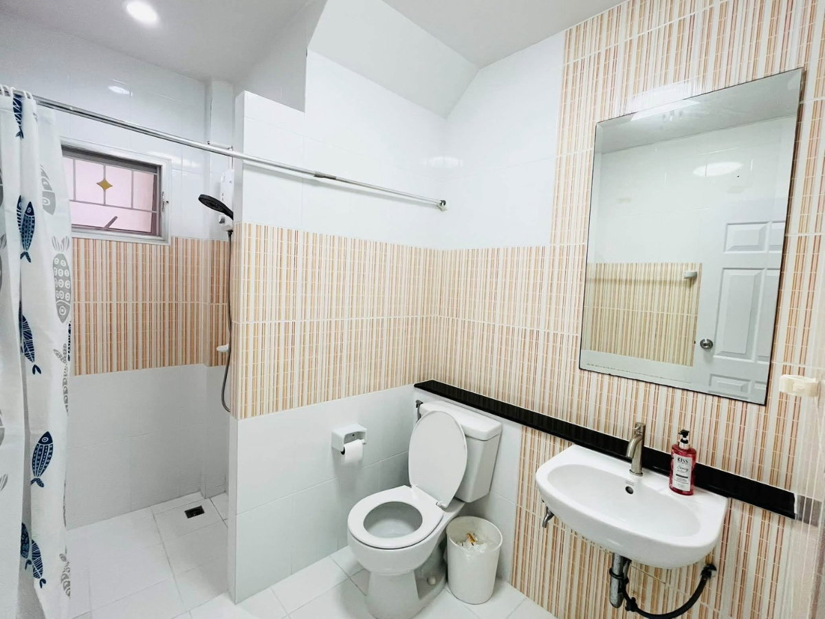 รูป 🏡✨ ให้เช่า บ้านแฝดสไตล์บ้านเดี่ยว Maldives Palm บางนา–วงแหวน 3 ห้องนอน 2 ห้องน้ำ พร้อมพื้นที่ใช้สอย 126 ตร.ม. ใกล้ Mega Bangna และสนามบินสุวรรณภูม - รูปที่ 4/19