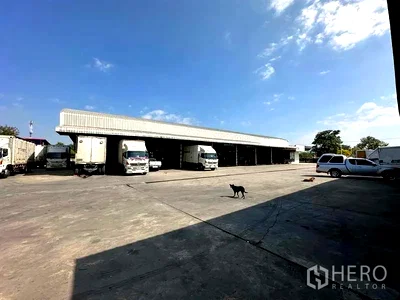 เช่าโรงงาน ปทุมธานี : ให้เช่า โกดัง 1900 ตรม ลำลูกกา ปทุมธานี