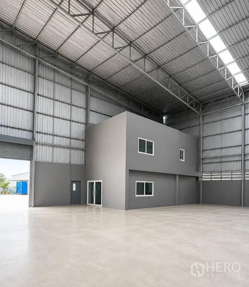 picture For rent Warehouse 1000 sq.m. in Bang Khun Thian, Bangkok - 2/4