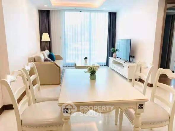 picture 2-BR Condo At Supalai Oriental Sukhumvit 39 Near MRT Phetchaburi (ID 2733784) - 2/7