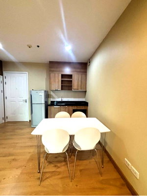 Condos for rent : Hive Sathorn | Renovated 1BR 49 sq.m. Floor 12A by BTS | THB 18,000