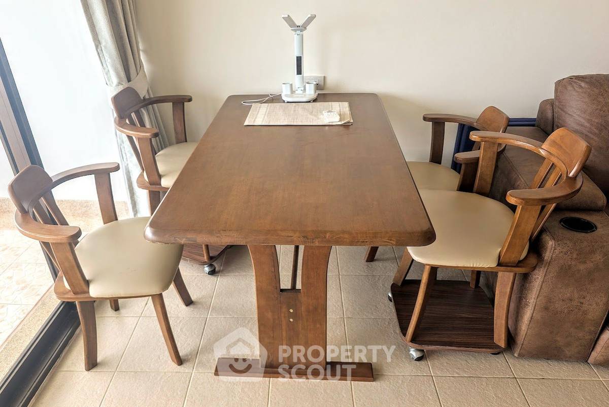picture Studio Condo at Sunshine Beach Condotel close to Pattaya (ID 1824268) - 44/45