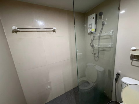 MN006671 | 1 ห้องนอน | 1 ห้องน้ำ | MRT Phahon Yothin | 66 ตร.ม. | 13,000 บาท/เดือน | ชั้น 2 — Family Park Condominium กรุงเทพฯ