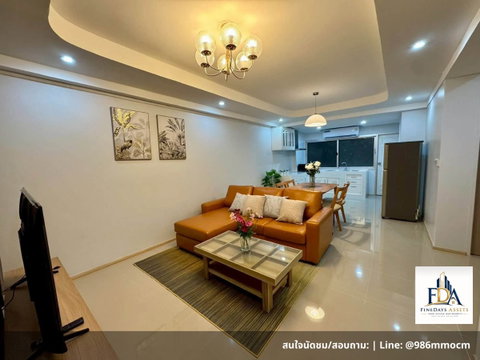 ✨ ให้เช่า คอนโดมิเนียมห้องใหญ่รีโนเวทใหม่ สยาม คอนโดมิเนียม (Siam Condominium) เพียง 100 เมตร ถึง Central พระราม 9 และรถไฟฟ้า MRT สถานีพระราม 9✨