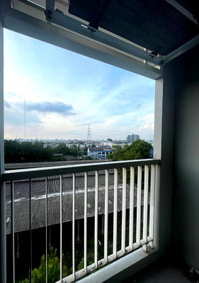 Condos for rent : MN006868 | 1Bed | 1Bath | BTS Chang Erawan | 31sqm | THB 9,000/mo | Fl.7 — Aspire Erawan Bangkok