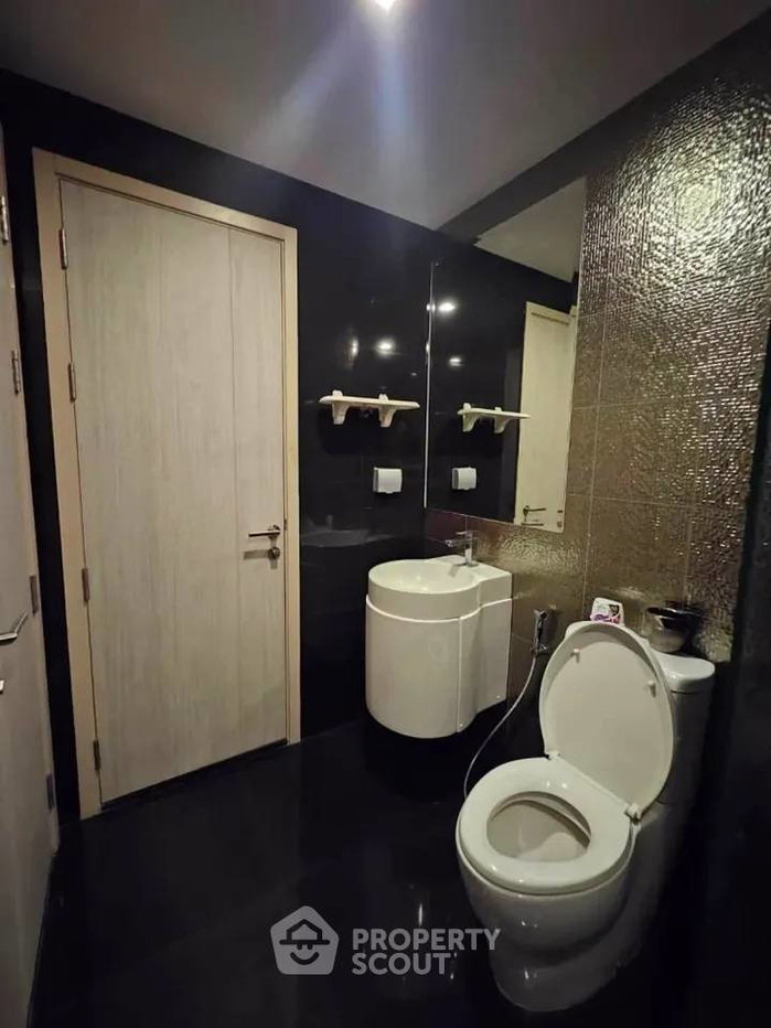 picture 1-BR At Rhythm Sukhumvit 36-38 Near BTS Thong Lor (ID 3347507) - 7/8