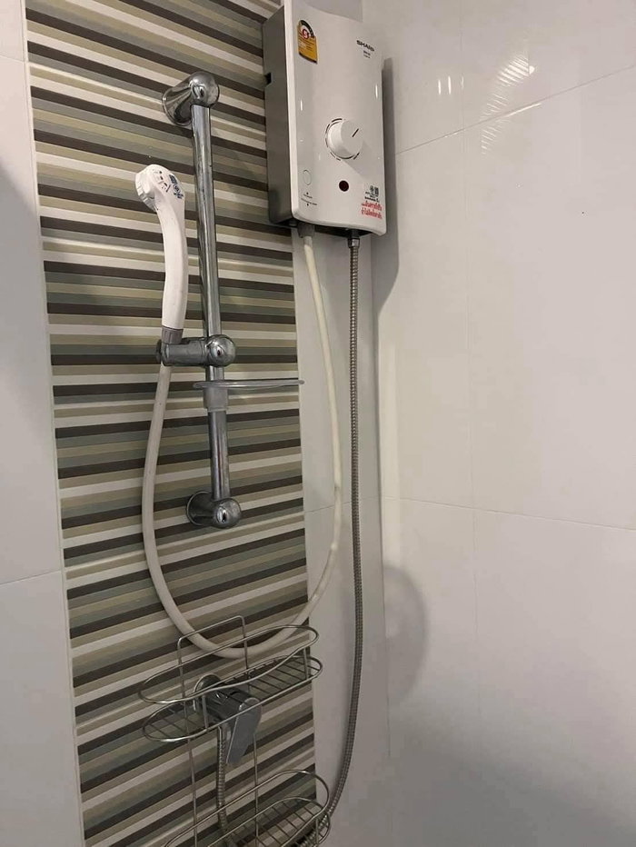 รูป **พร้อมอยู่** ให้เช่าอิซซี่คอนโดสุขสวัสดิ์ ISSI CONDO SUKSAWAD **มีเครื่องซักผ้า** - รูปที่ 6/7