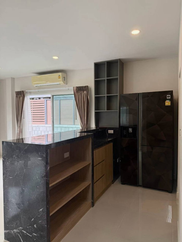 รูป ขายบ้านเดี่ยว 2 ชั้น Centro Bangna-Wongwaen บ้านหลังริม 61.5 ตร.ว. 4 ห้องนอน 4 ห้องน้ำ พร้อมเฟอร์นิเจอร์ ย่านบางนา-ประเวศ - รูปที่ 8/21