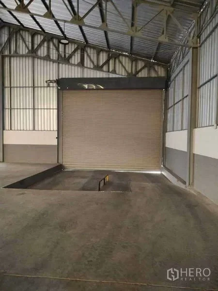 picture For rent Warehouse 1300 sqm in Lam Pla Thio, Lat Krabang, Bangkok - 12/16